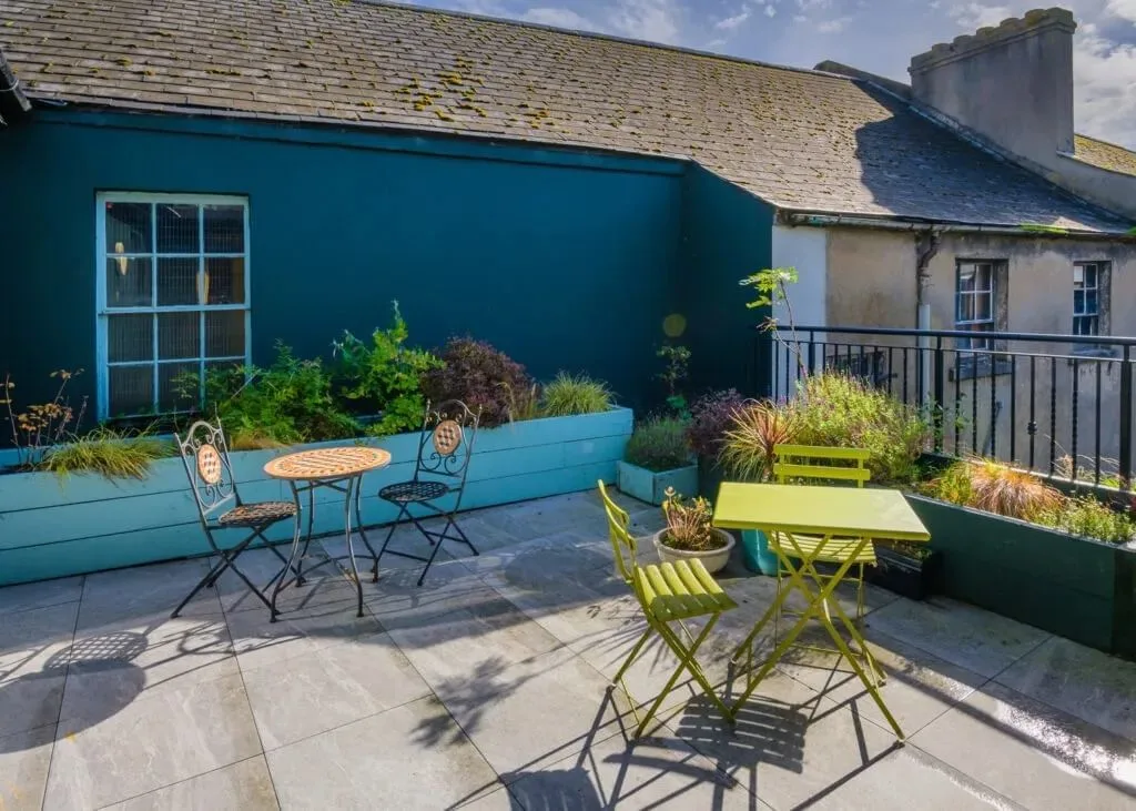 The Hub Newry @ Margaret Street, Terrasse et espace extérieur, Newry
