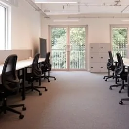 Hub8 Chester Walk, Open-plan office, Cheltenham