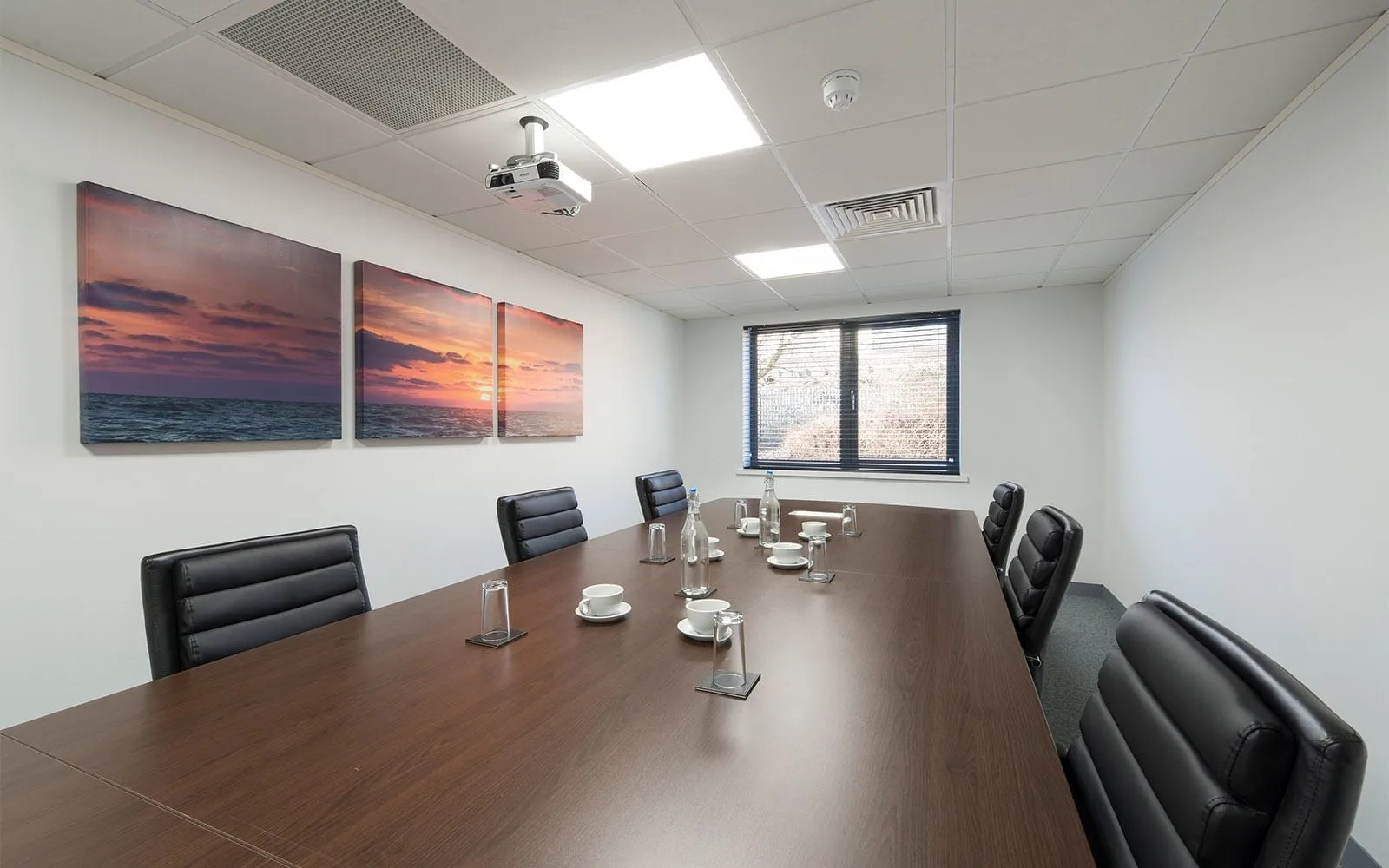 Hubspace Basingstoke, Meeting room for 8 people, Basingstoke
