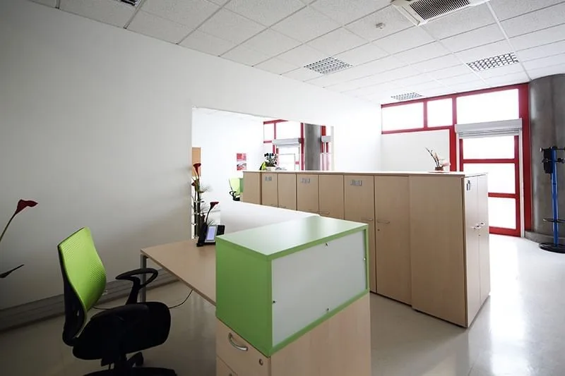Hubstart, Réception, Tremblay-en-France