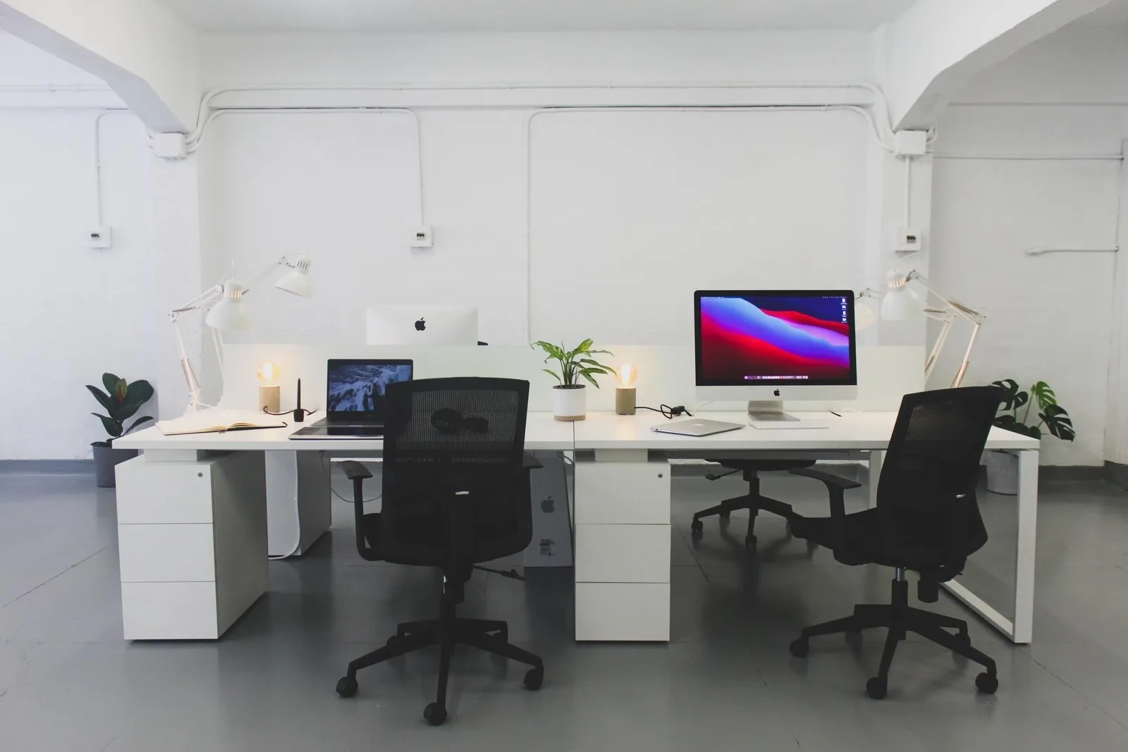 Huruma, Private office, 4 desks, Bilbao