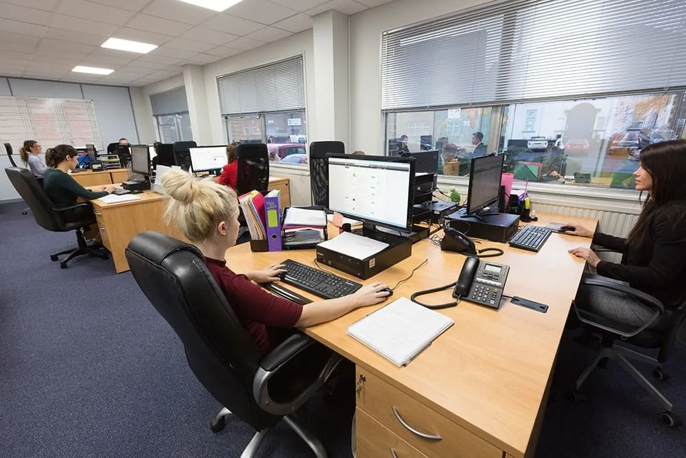 Hyde Park House Business Centre, Open-plan office, Hyde