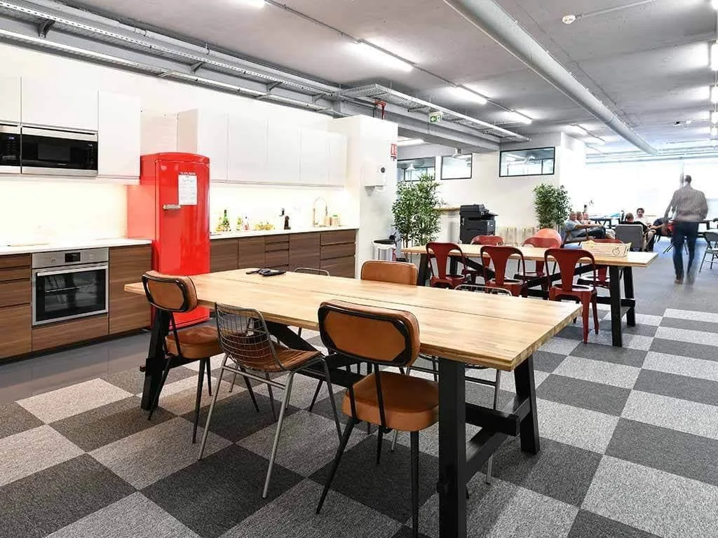 IBC Monaco, Cafétéria, Monaco