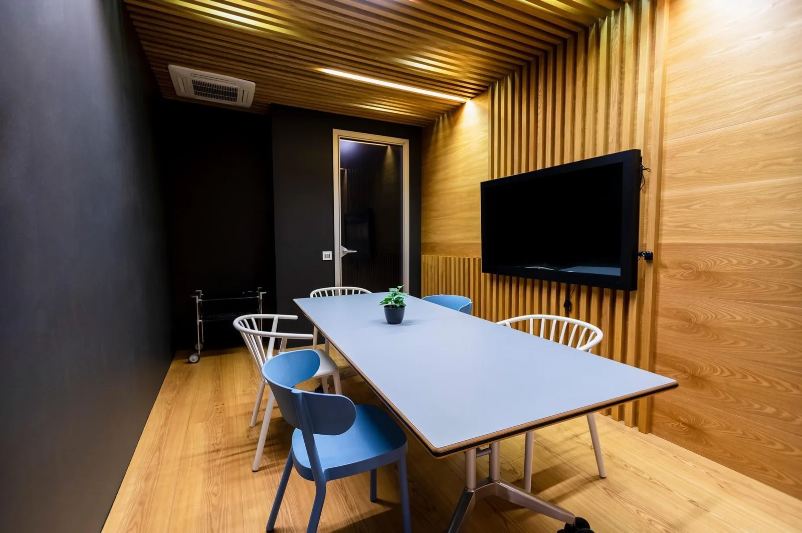 Icaza Coworking, Salle de réunion 6 personnes, Bilbo