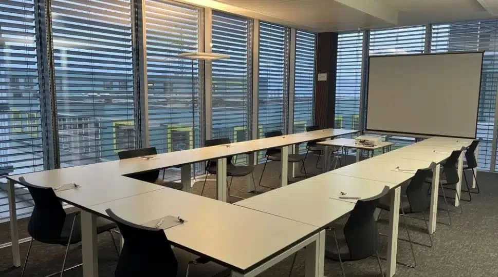 Ichibani, Training room for 14 people, Rolle