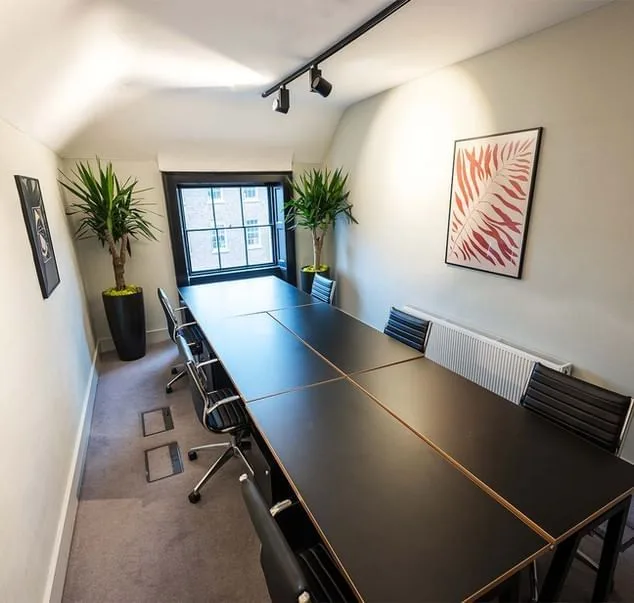 Iconic Offices - The Merrion Buildings, Meeting room for 6 people, Dublin