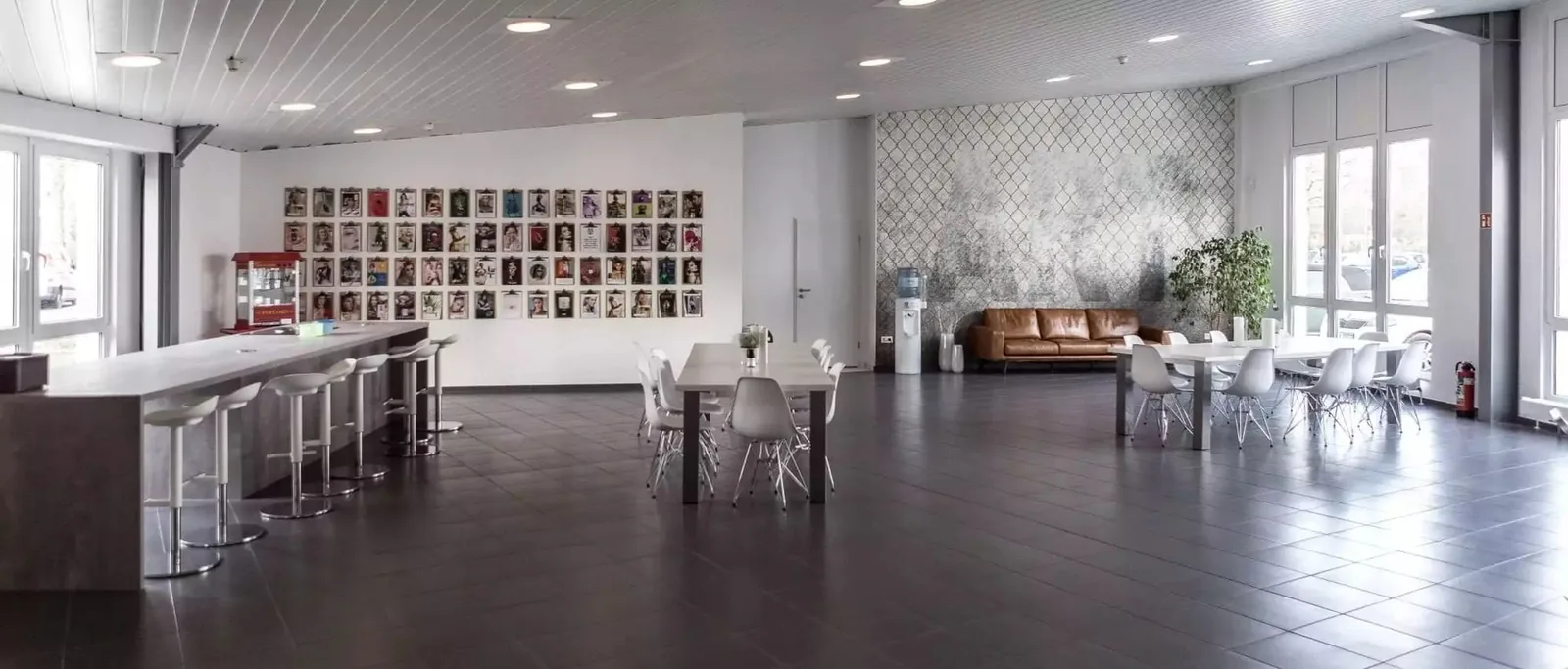 iD-Circle Düsseldorf, Cafeteria, Düsseldorf
