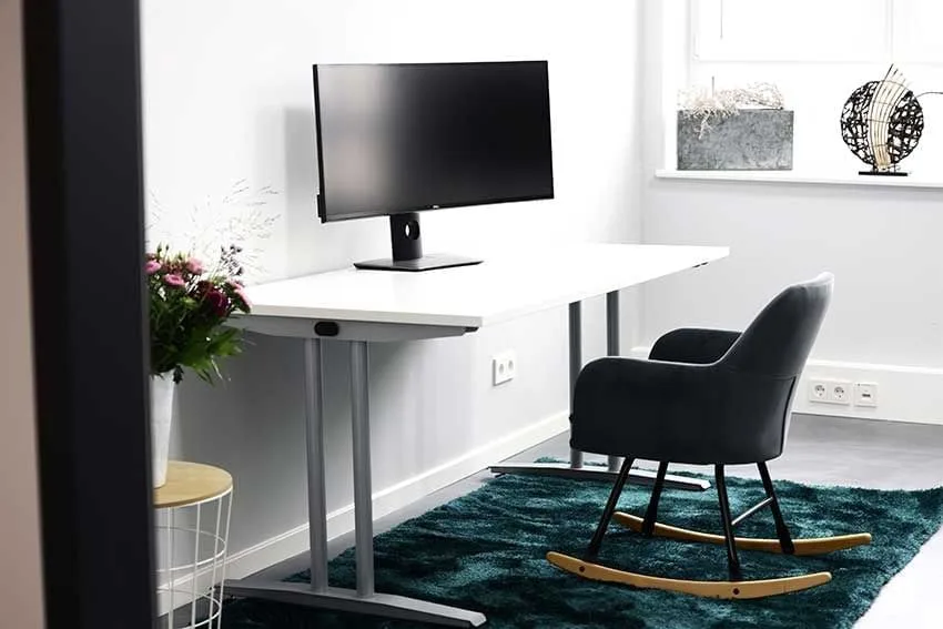 IHP CoWorking Space, Private office, 1 desk, Großostheim