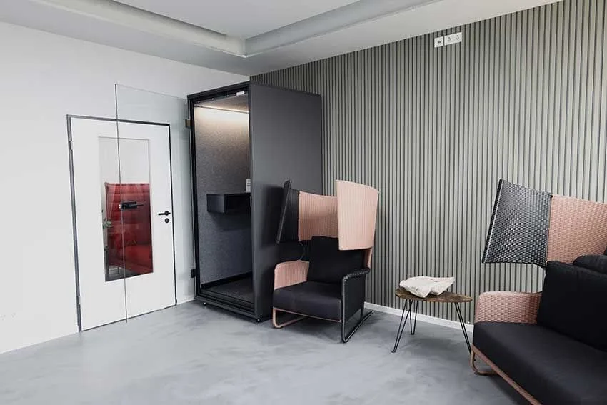 IHP CoWorking Space, Phone booth, Großostheim