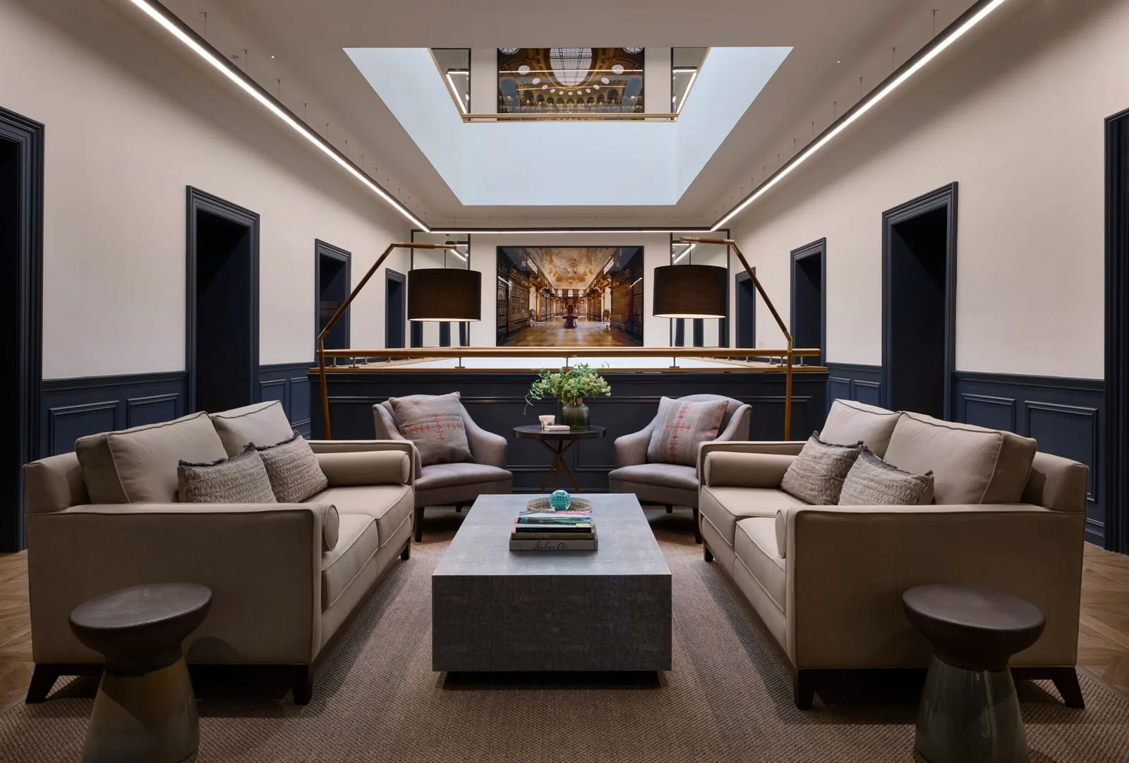 Ikonik Office - 70 Pall Mall, Lounge, London