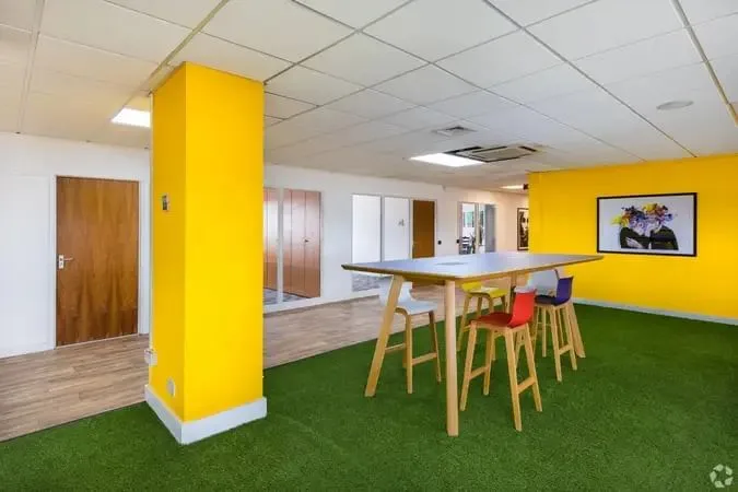 IncuHive Weybridge, Espace de coworking, Weybridge