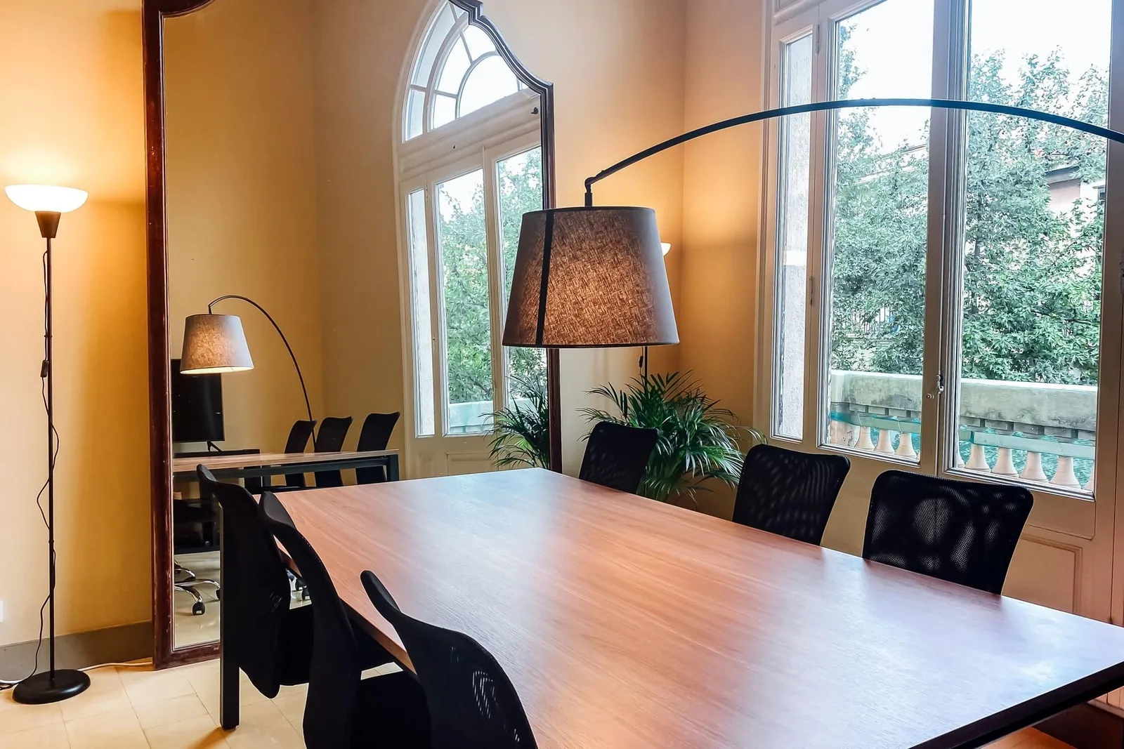 Industrial 43, Meeting room for 6 people, Terrassa