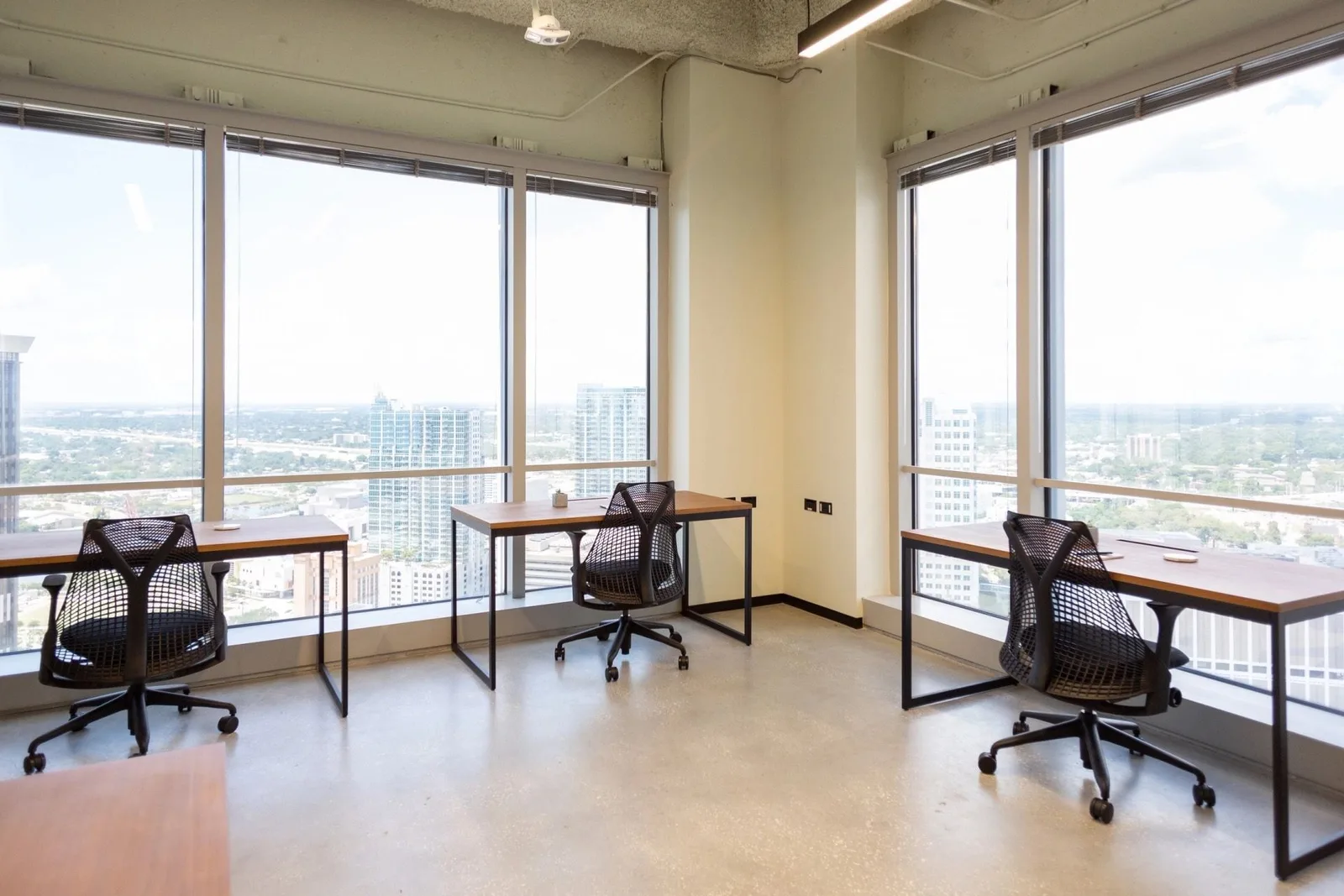 Industrious 401 East Jackson Street, Private office, 3 desks, Tampa, FL