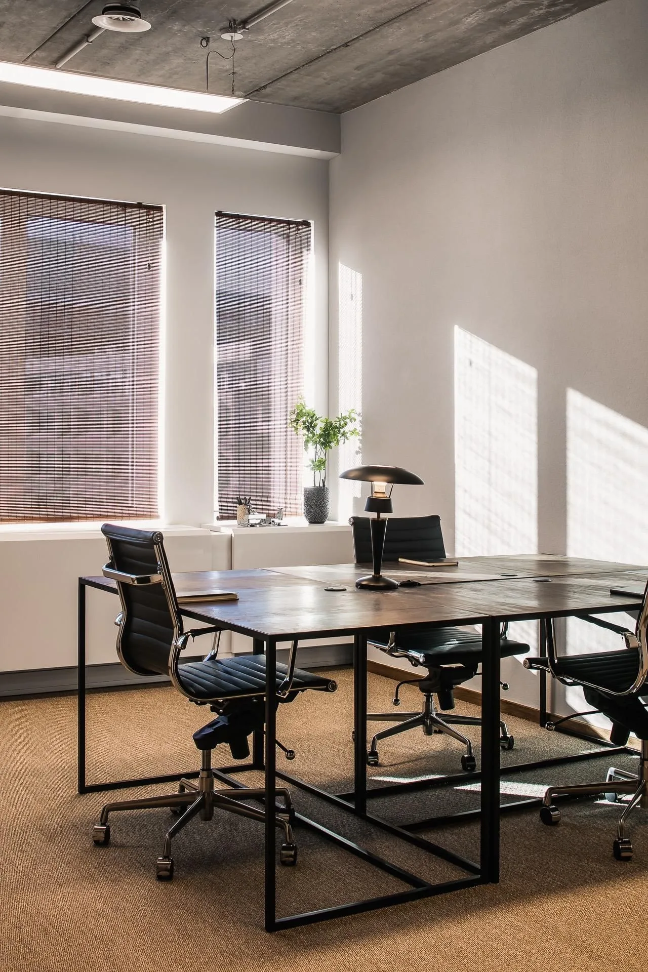Industrious EU District, Private office, 4 desks, Saint-Josse-ten-Noode