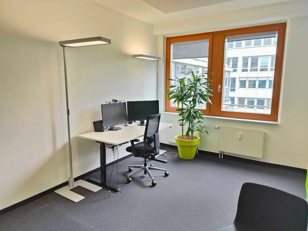 InnoHub Coworking Space, Private office, 1 desk, Hamburg
