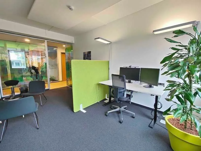 InnoHub Coworking Space, Private office, 1 desk, Hamburg