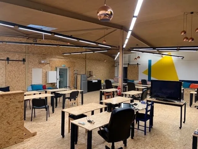 Inov'Art Coworking, Großraumbüro, La Farlède