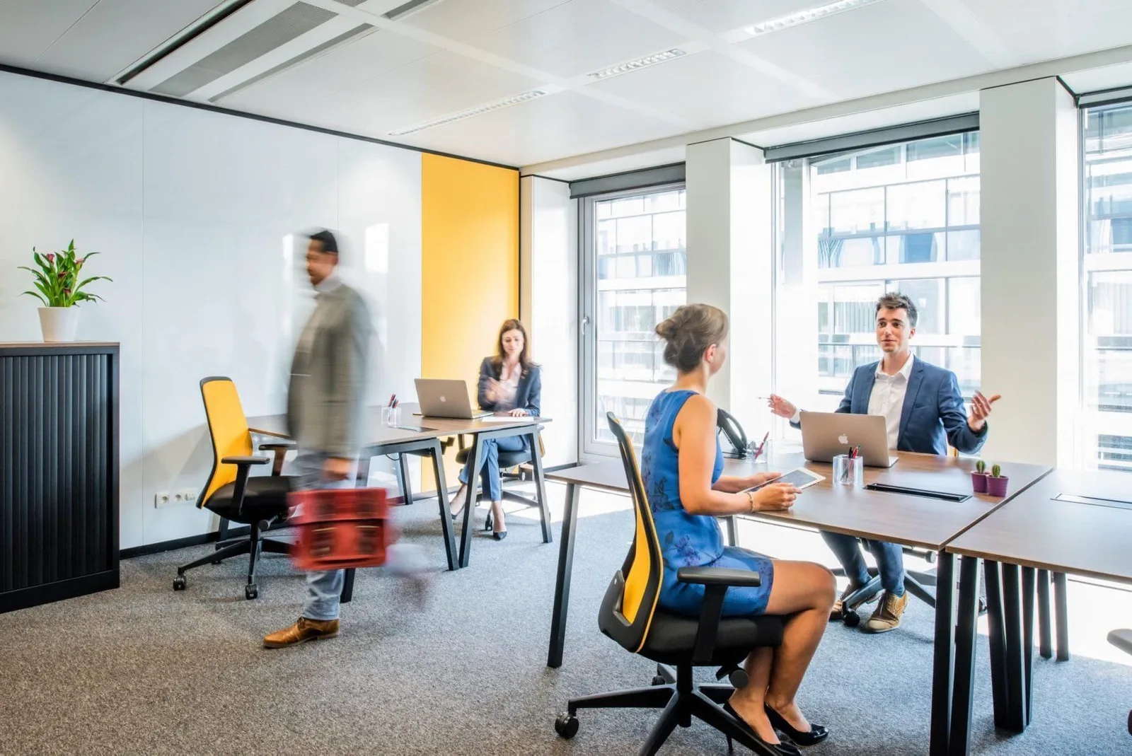 Interoffices EU District, Private office, 4 desks, Brussels