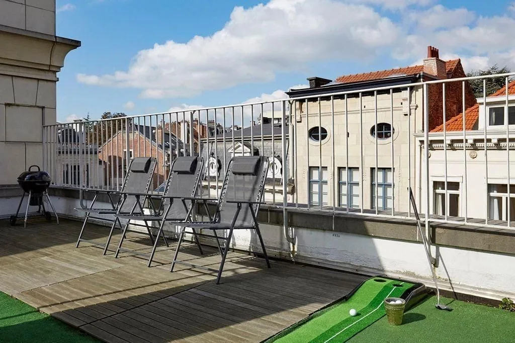 Interoffices Louise, Terras en buitenruimte, Brussel