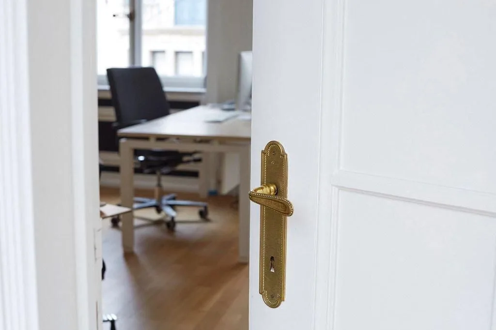 Interoffices Louise, Privékantoor met 1 werkplek, Brussel