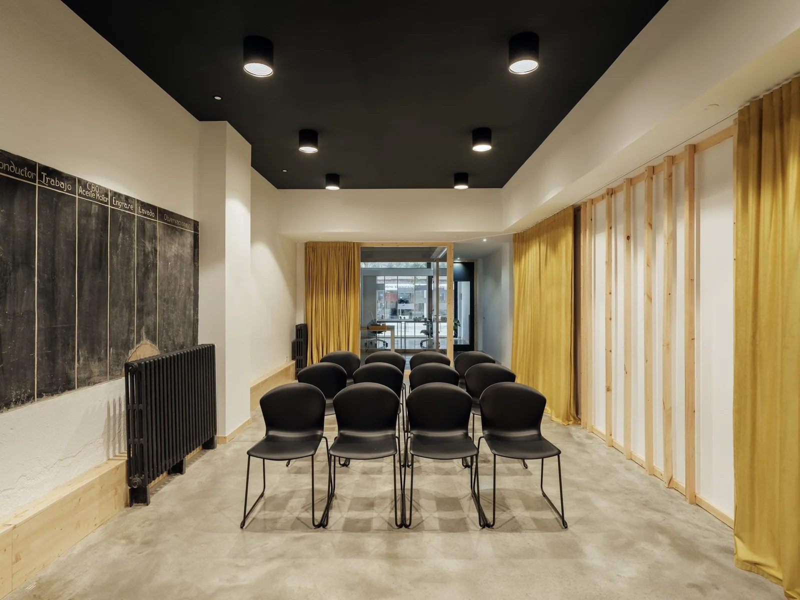 Invernadero, Sala de formação para 12 pessoas, Oviedo