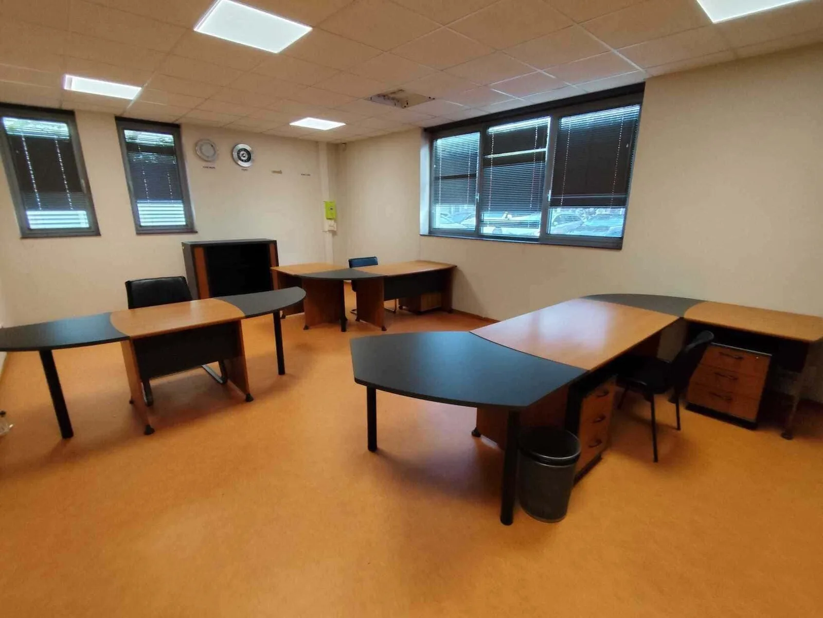 It Bubbly Beauvais, Private office, 3 desks, Beauvais