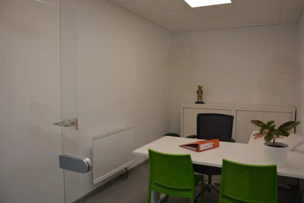 JFG Location Service, Privékantoor met 1 werkplek, Luik