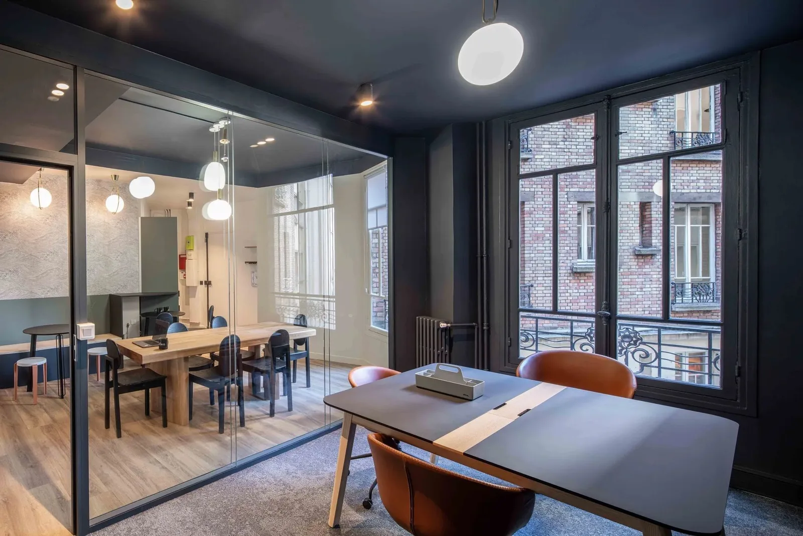 Joro 147 Rennes, Privatbüro mit 4 Arbeitsplätzen, Paris 6e