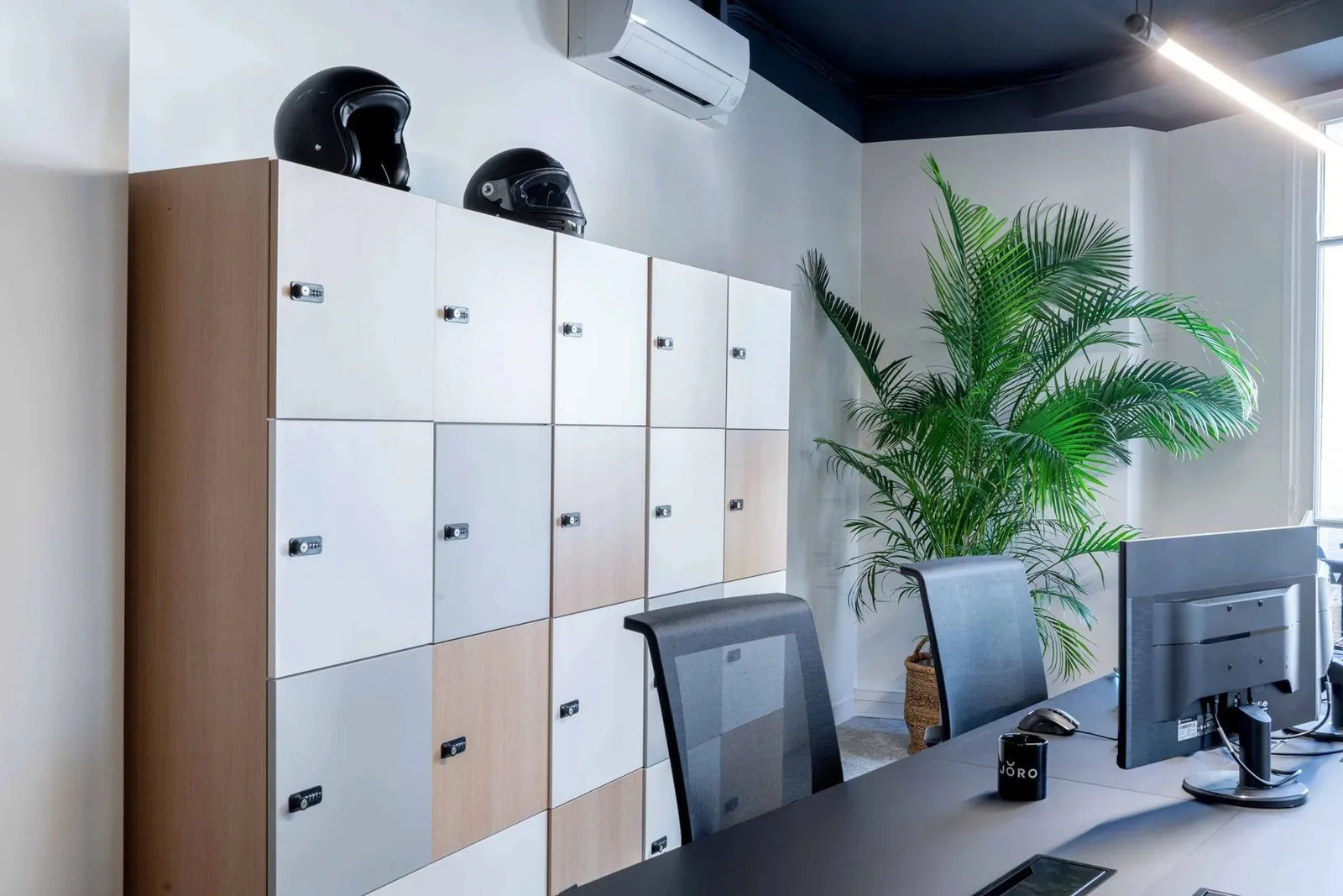 Joro 147 Rennes, Privatbüro mit 2 Arbeitsplätzen, Paris 6e