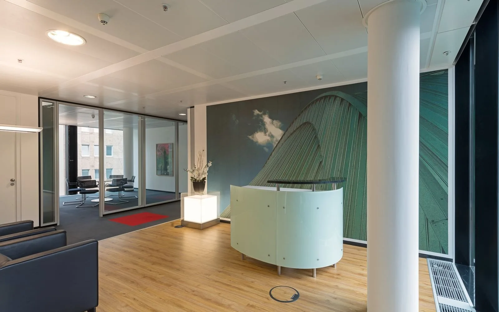 Junghof, Reception, Frankfurt am Main