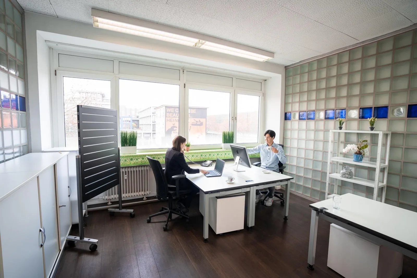K-1 BusinessClub Ostend, Private office, 2 desks, Frankfurt am Main