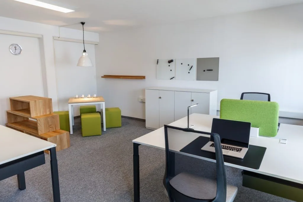 K4 Coworking, Private office, 2 desks, Oberhaching
