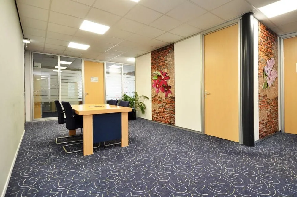 De kantoortuin, Salle de réunion 4 personnes, De Lier