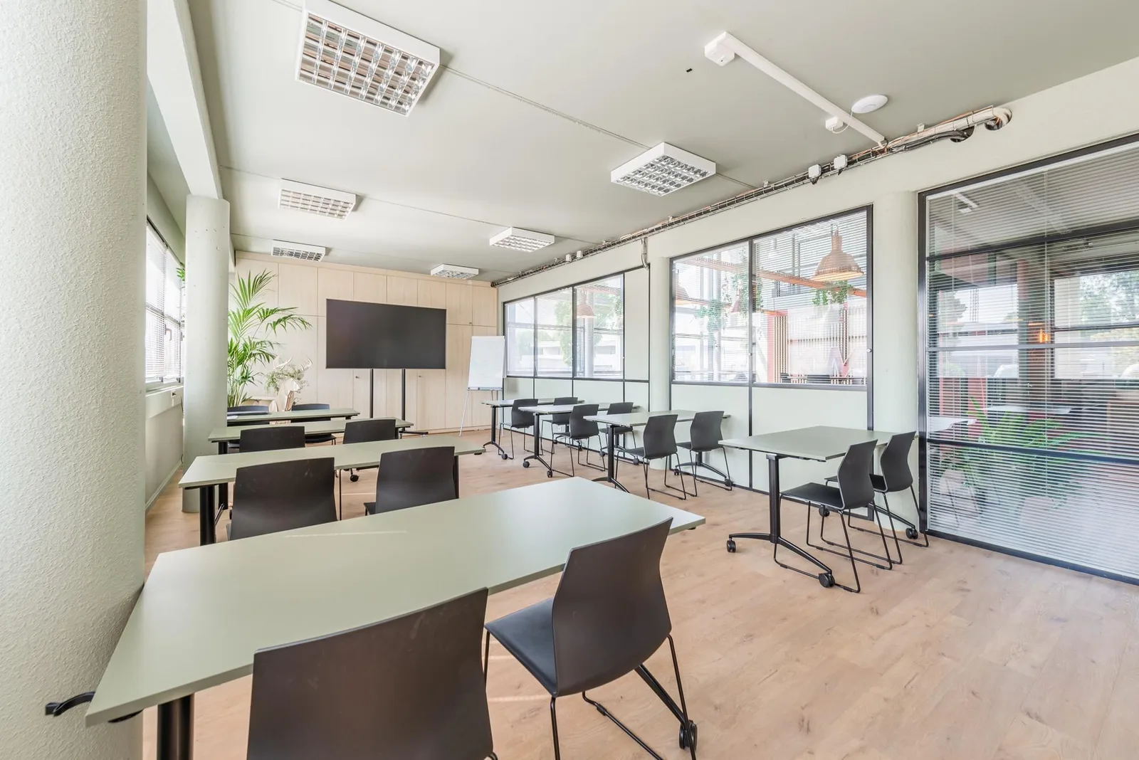 Keller Williams Signature - Coworking, Schulungsraum für 12 Personen, Hœrdt