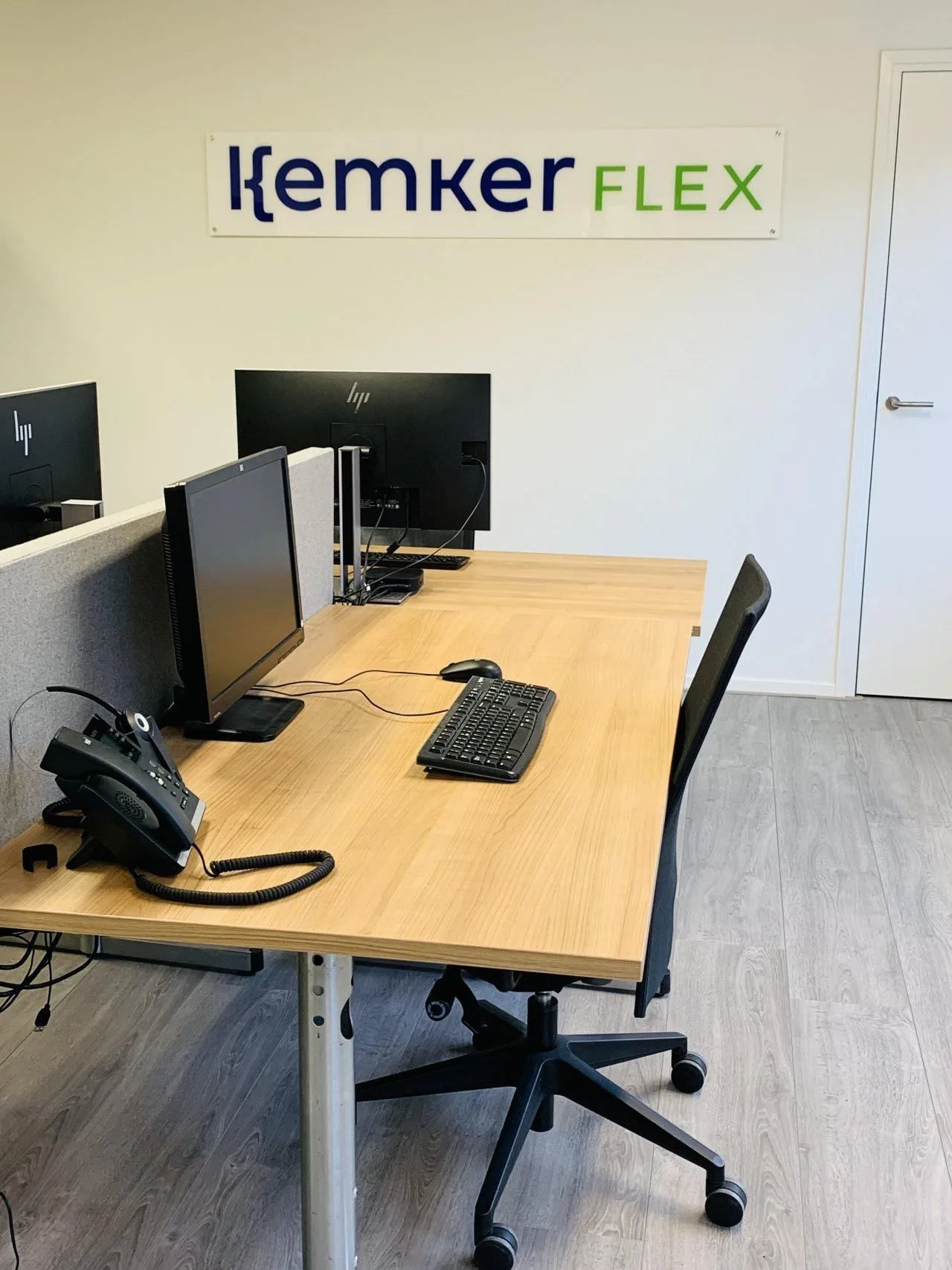 Kemker Flex Hedel, Privékantoor met 4 werkplekken, Hedel