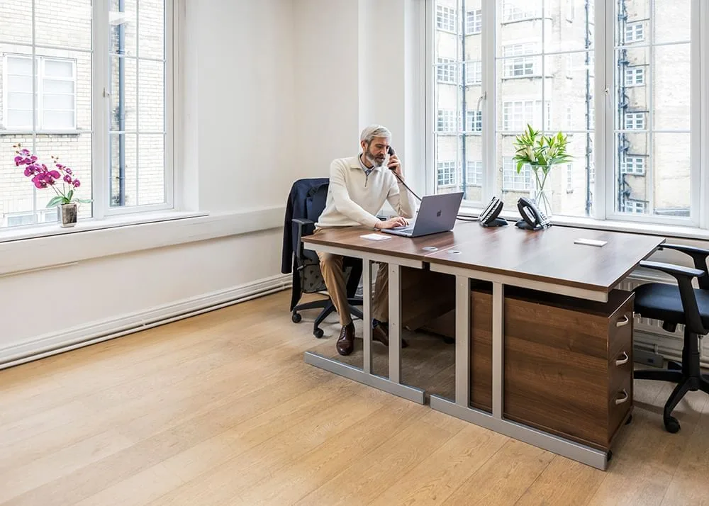 Kensington Office - Vicarage House, Private office, 2 desks, London