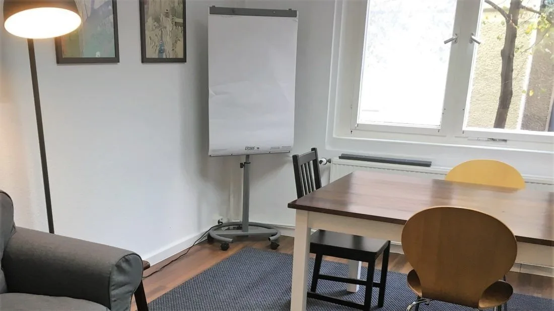 Kiez Büro Coworking Gendarmenmarkt, Meeting room for 4 people, Berlin