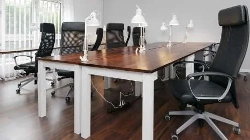 Kiez Büro Coworking Leipziger Str., Privatbüro mit 6 Arbeitsplätzen, Berlin