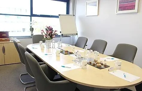 Kings House Management Business Centre, Meeting room for 8 people, Kings Langley