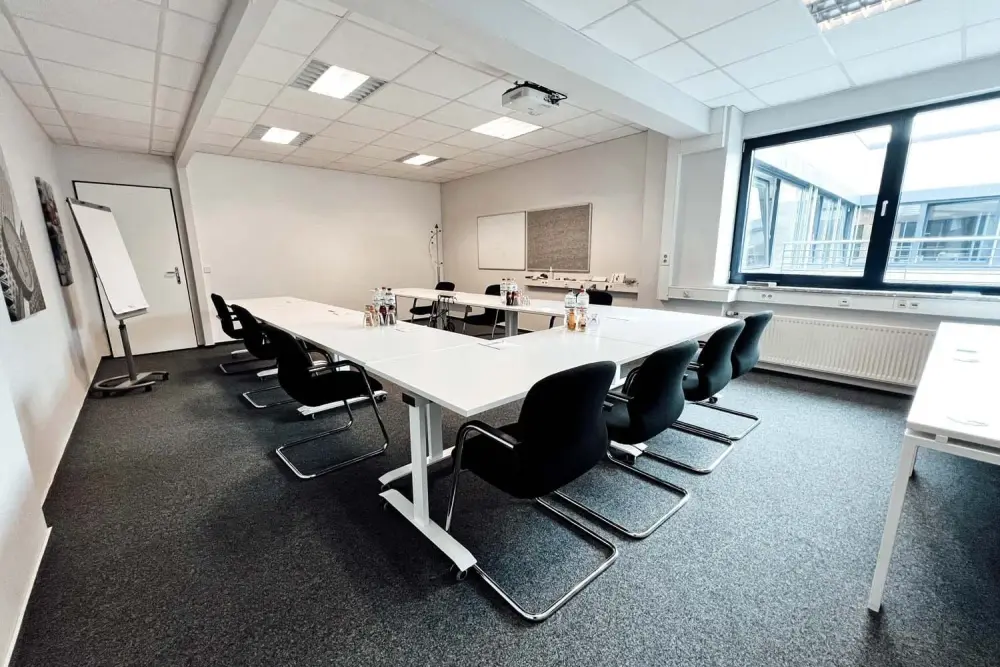 ABC Workspaces Airport - Hamburg, Konferenzraum Boardroom, Hamburg