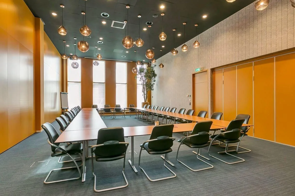 Kopgebouw Flight Forum 840, Meeting room for 22 people, Eindhoven