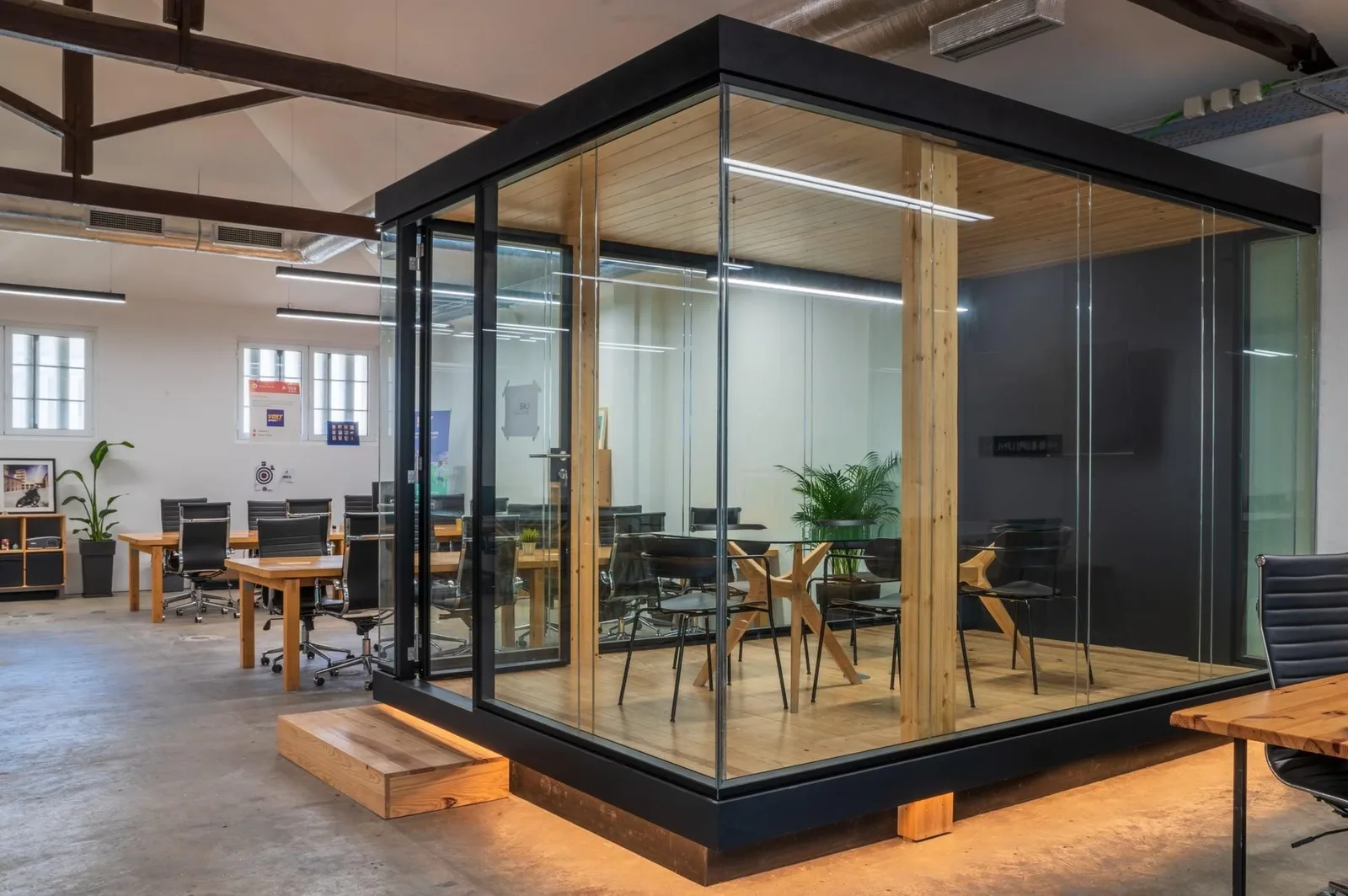 Kübe Coworking, Sala de reuniones para 4 personas, Lisboa