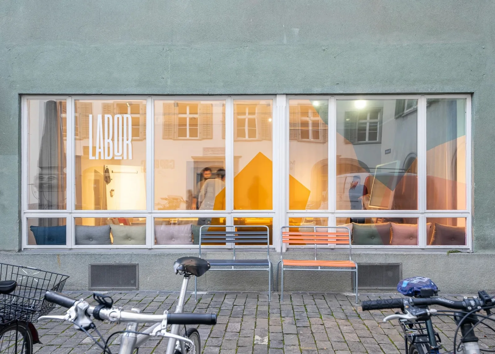 Labor am Pfisterplatz, Building facade, Chur