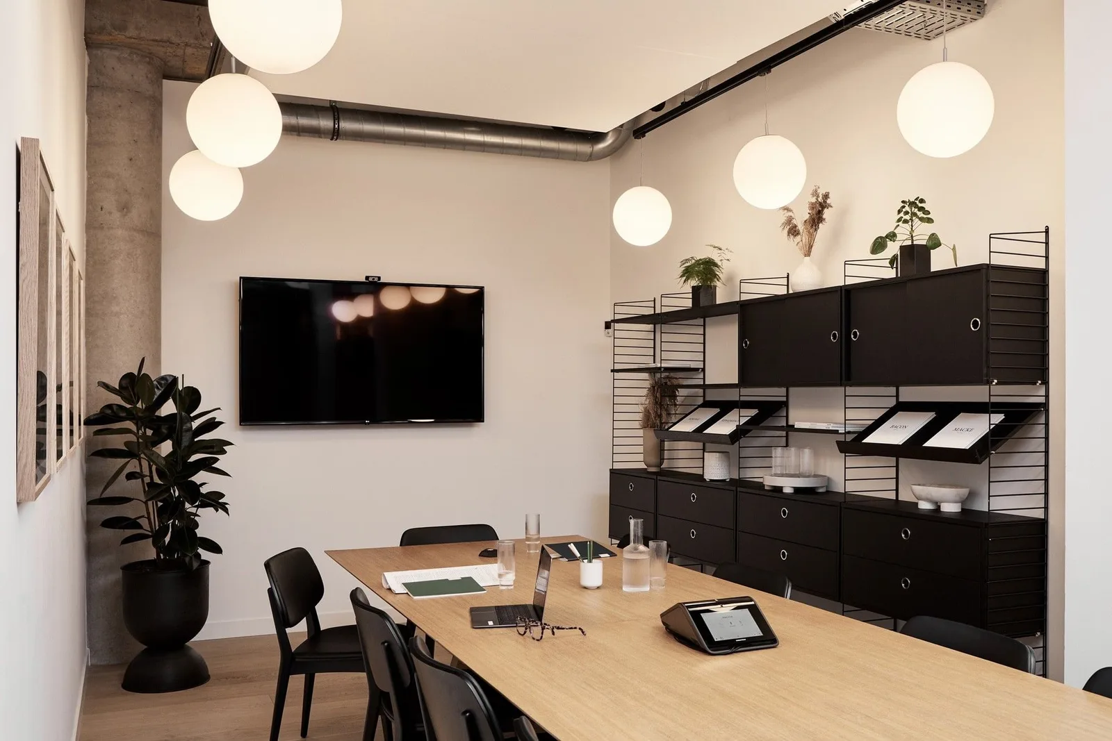 LABS Dockray Place, Meeting room for 8 people, London