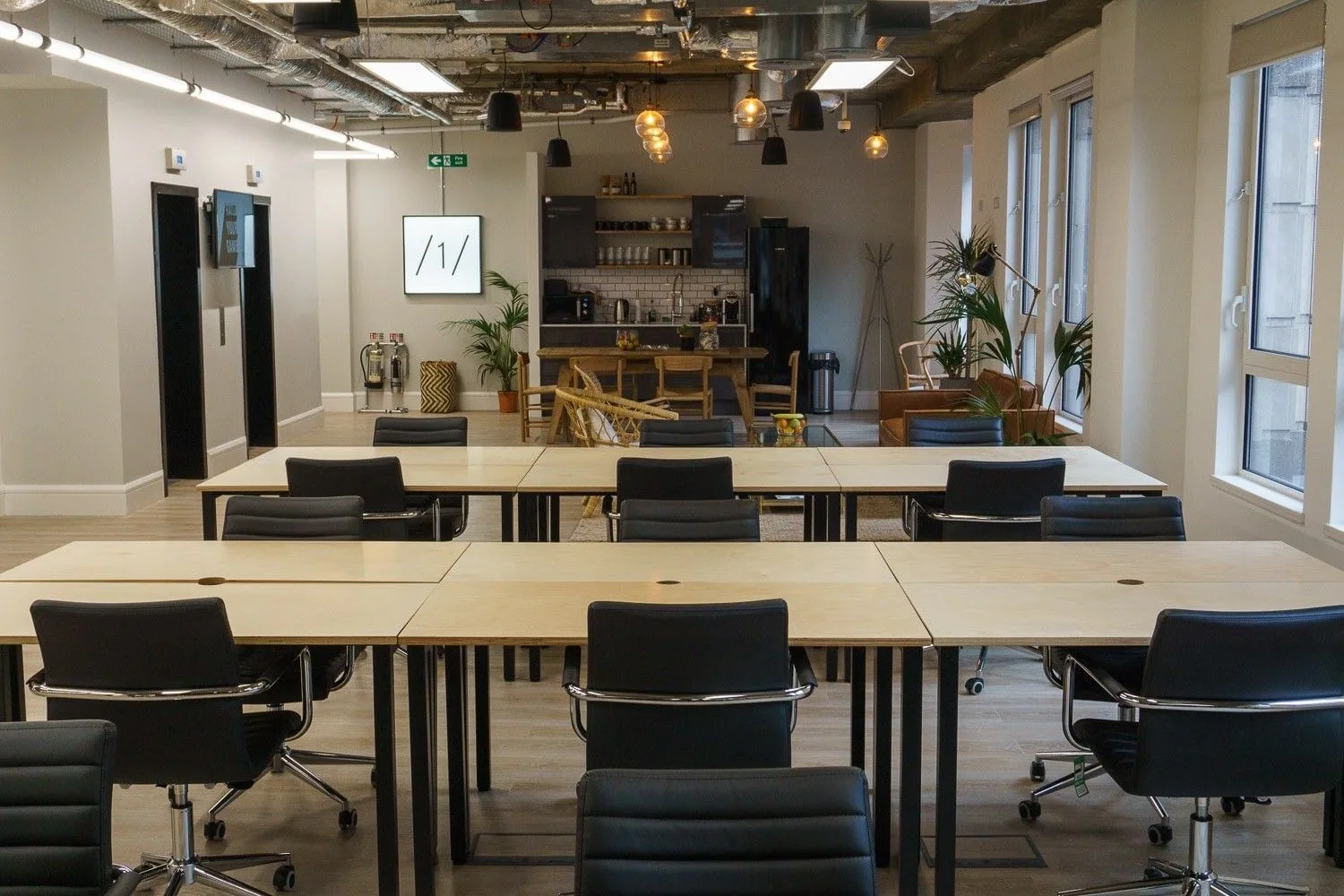LABS Hogarth House, Open-plan office, London