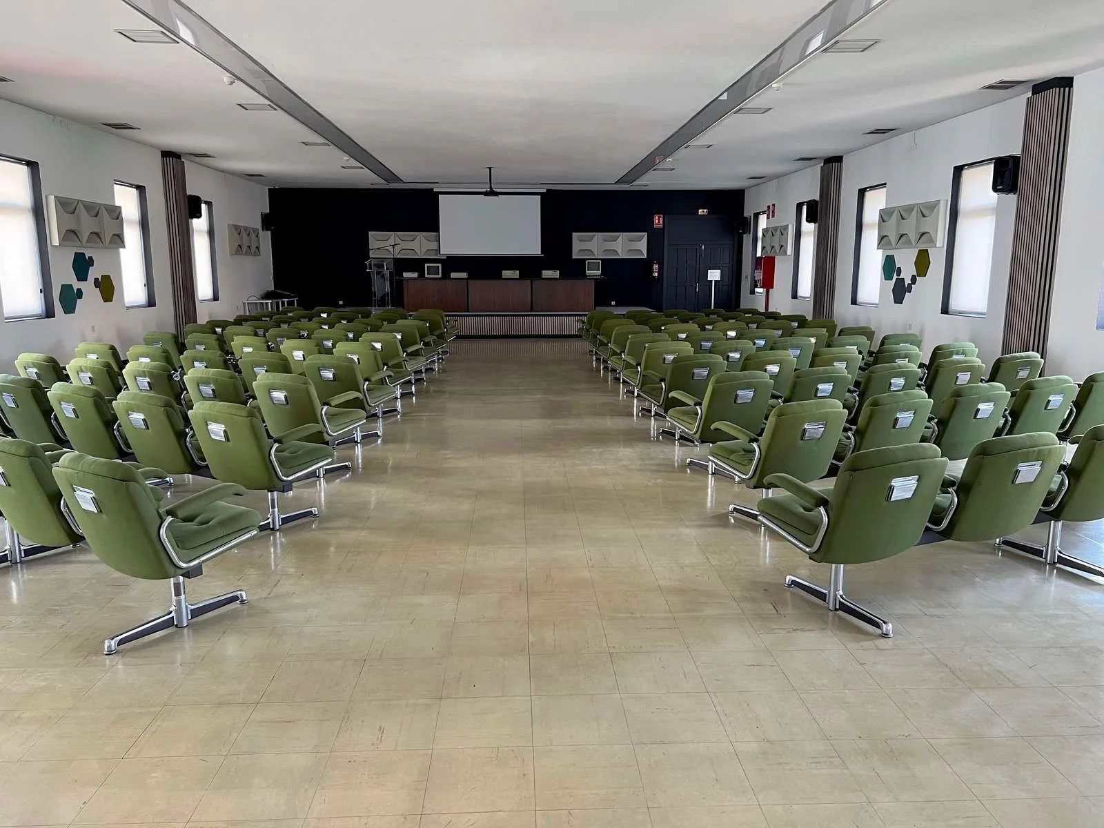 Lapso Coworking, Auditorium, 64 seats, San Adrián