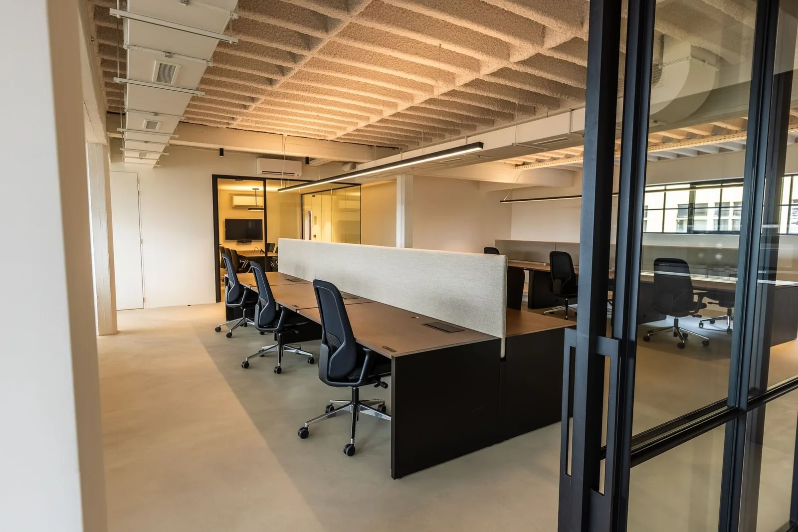 Leadout, Open-plan office, Antwerp