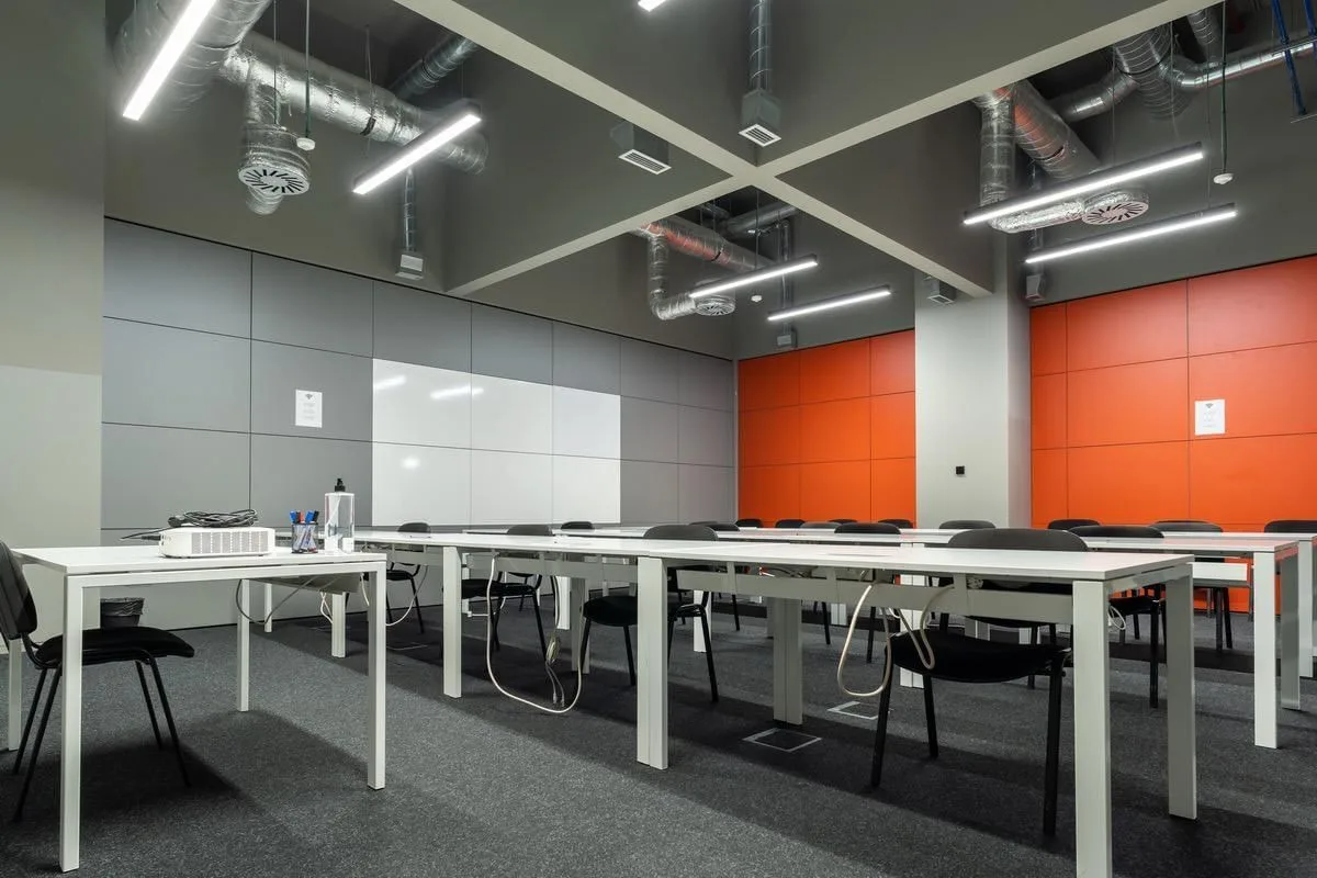 Leap Workspace Sete Rios, Sala de formación para 12 personas, Lisboa