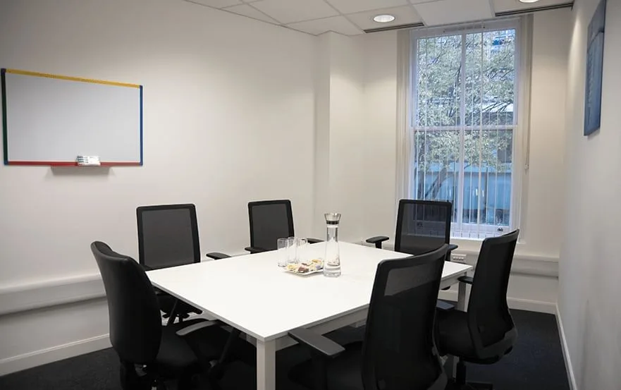 LentaSpace - Kings Cross, Meeting room for 6 people, London