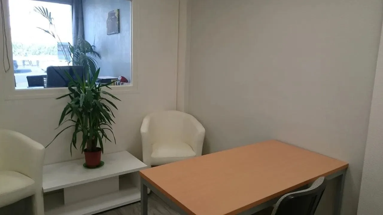 Leonard Office, Privatbüro mit 1 Arbeitsplatz, Tours